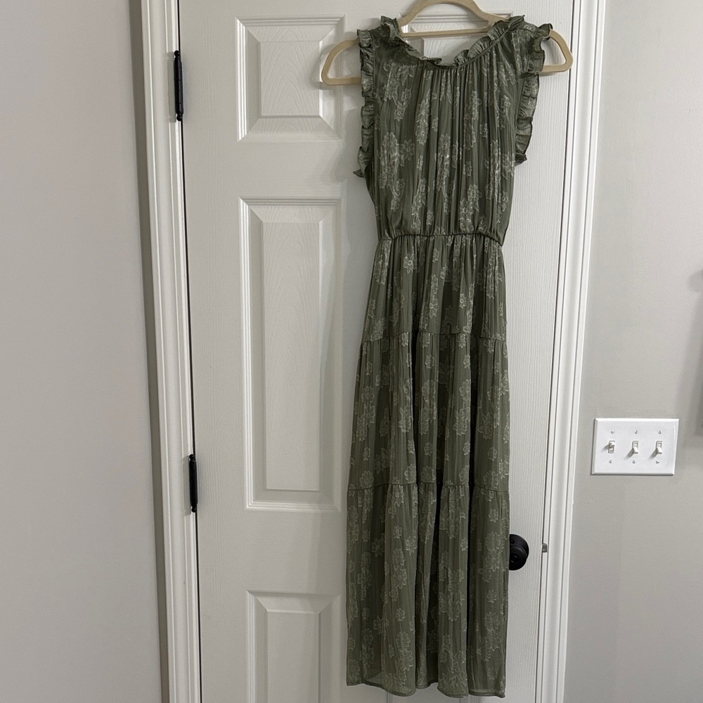 Elegant Green Maxi Dress